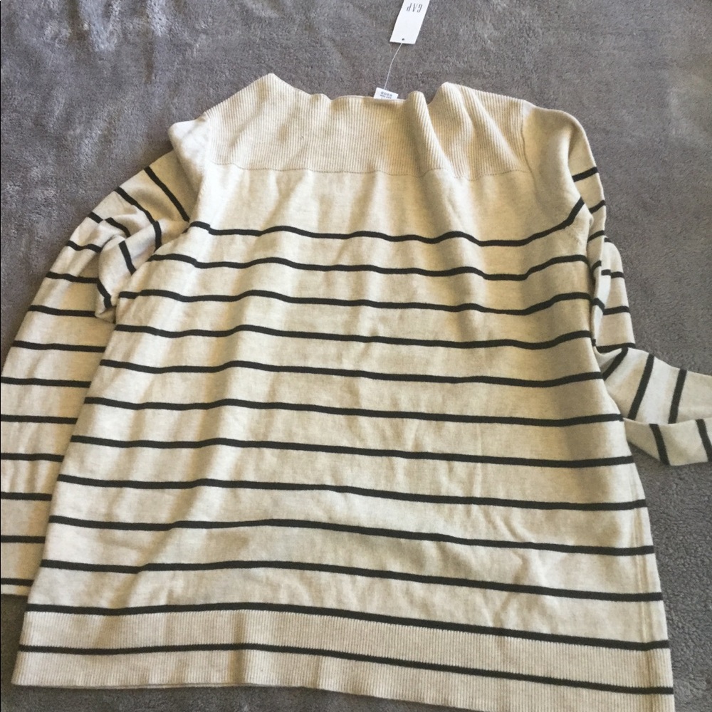 GAP light Sweater - Picture 3 of 5